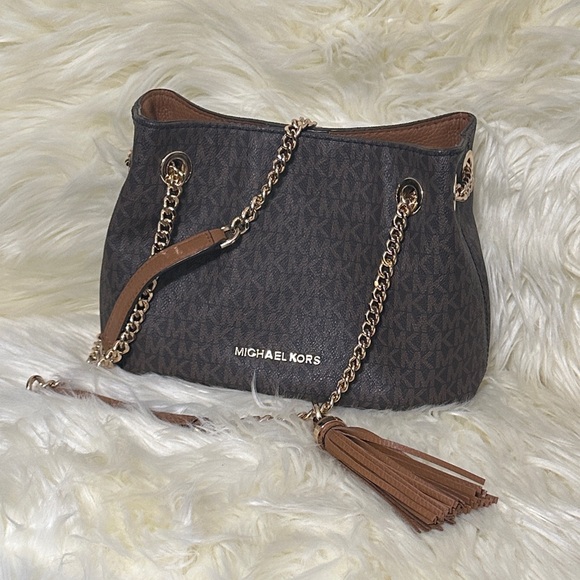 Michael Kors Dark Brown Shoulder Bag with Gold Chain - Picture 1 of 9